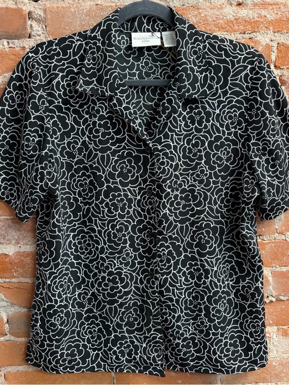 VTG 80s 90s Worthington Black White Floral Button-Up Shirt Flowers Petite Medium